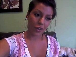 Sexy latina en cámara