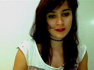 Follando duro a la mamá - completo en - chat