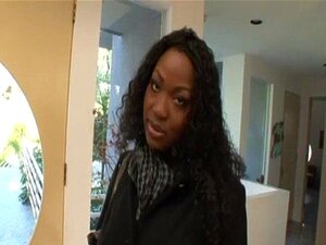 Gozada facial na gostosa de Ebony Aryana