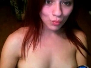 [xxx cam] ¡Pelirroja linda se abre y le folla el