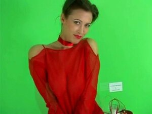 Carol En Servicio - Porno @ TeatroPorno.com