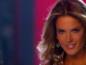Alessandra Ambrosio - Porno @ TeatroPorno.com