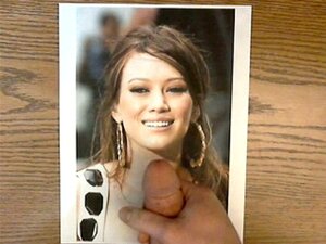 Hilary Duff Legs - Porno @ TeatroPorno.com