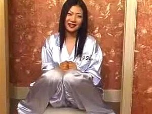 Milf Corea - Porno @ TeatroPorno.com