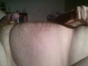 hombre gordo pajeándose #4