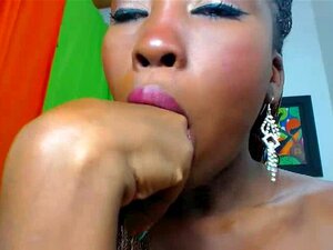 zorra daiana traga saliva en el chat