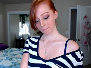 Chica mostrando sus tetas