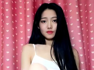 Sumérgete en los encantos cautivadores de una