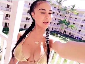 Pilar_valderrama_official_ Indian Videos